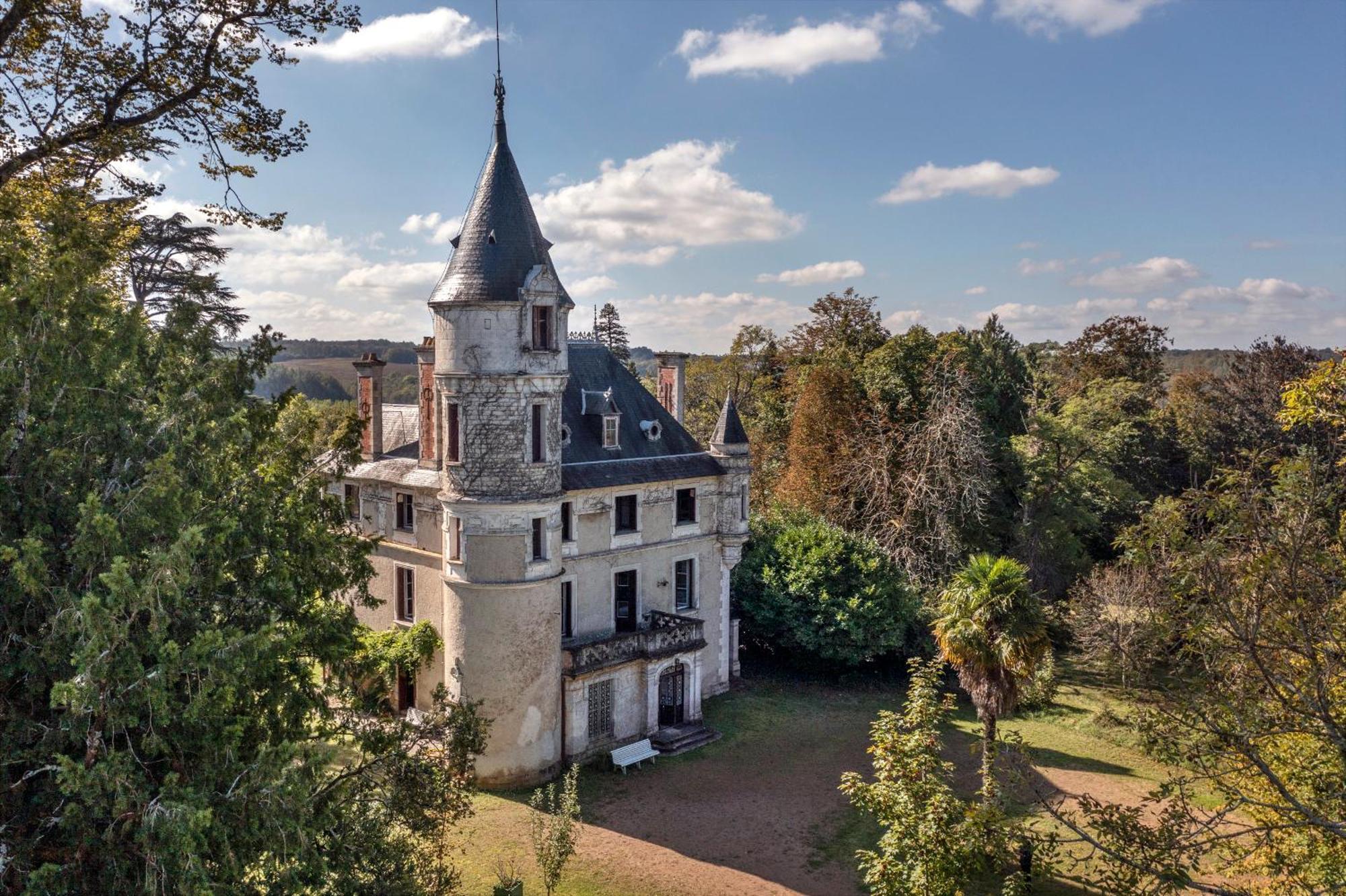 Chateau De Puymoger Bed & Breakfast Javerlhac-et-la-Chapelle-Saint-Robert Bagian luar foto